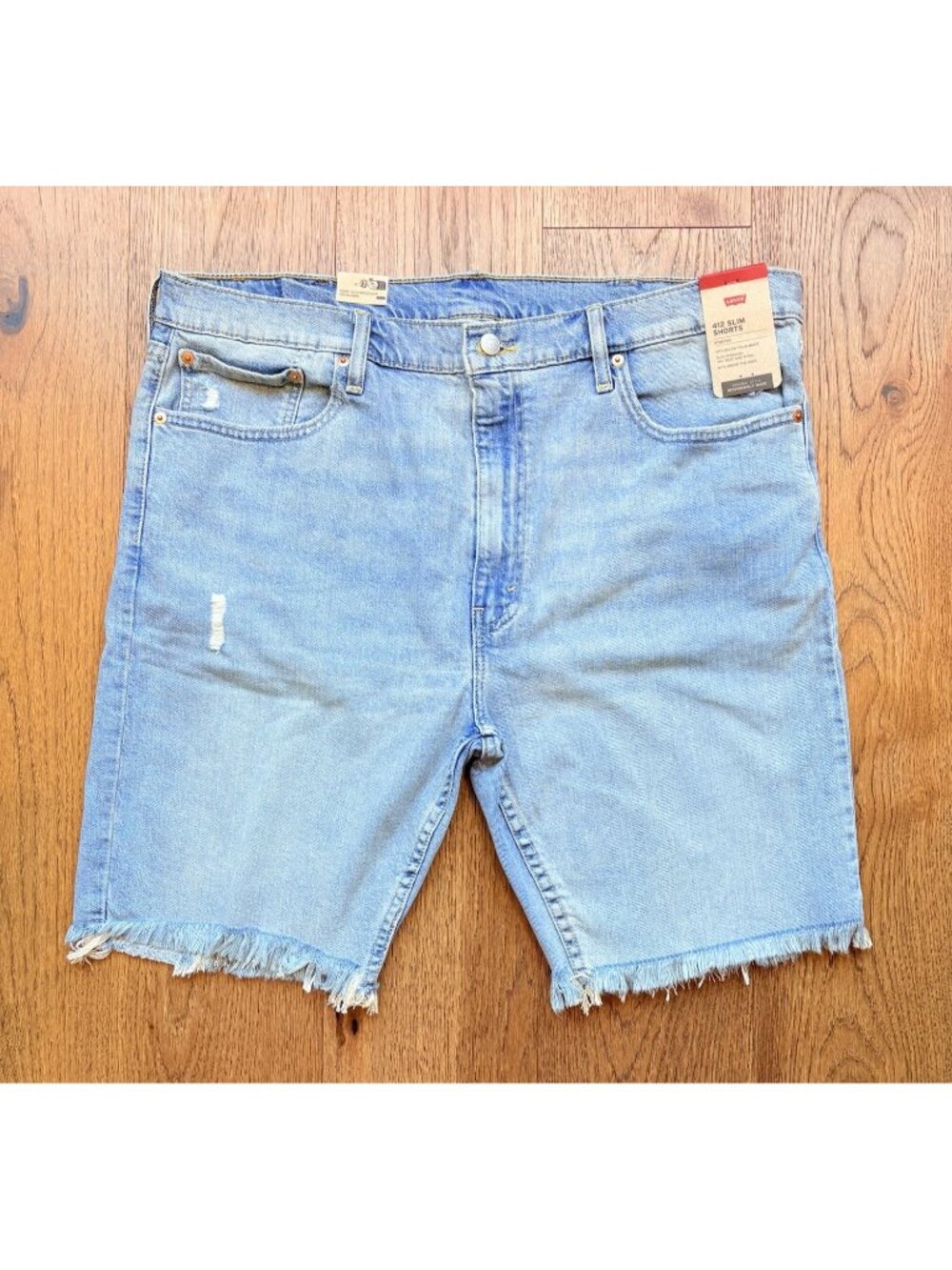 Levi’s 412 Slim Denim Shorts Men’s 40 Light Wash Distressed Frayed Hem NEW READ